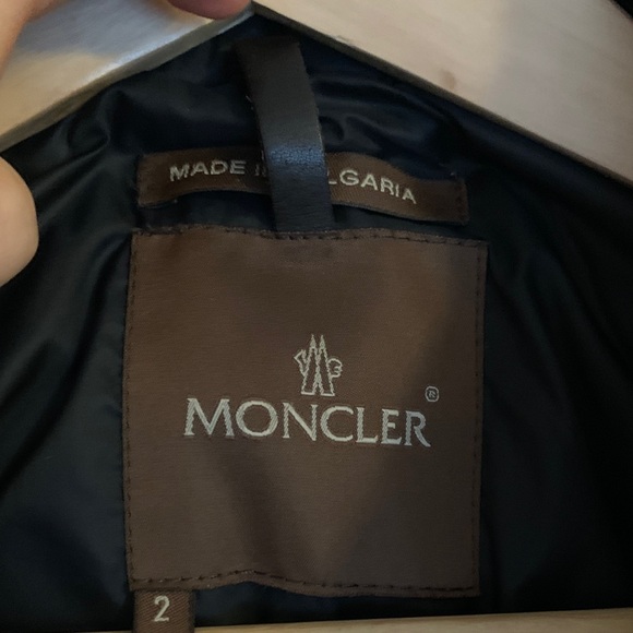 Moncler Black Quilted Puffer Jacket - Picture 2 of 14